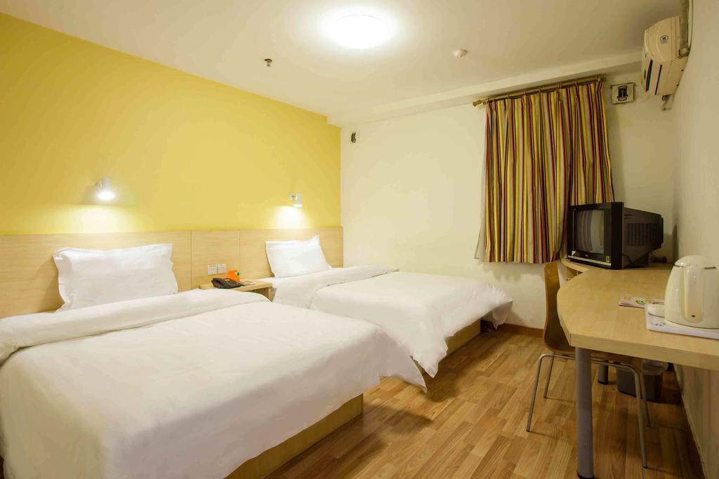 7Days Inn Dalian Wafangdian Railway Station ห้อง รูปภาพ